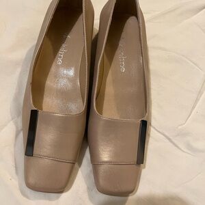 Madeline Women's Tan Flats